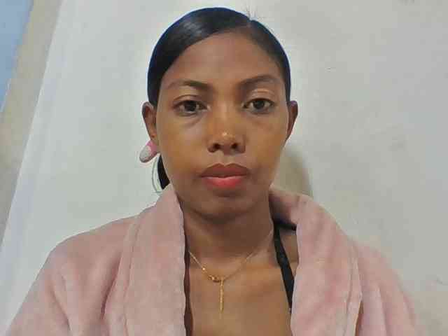 Layah7 webcam