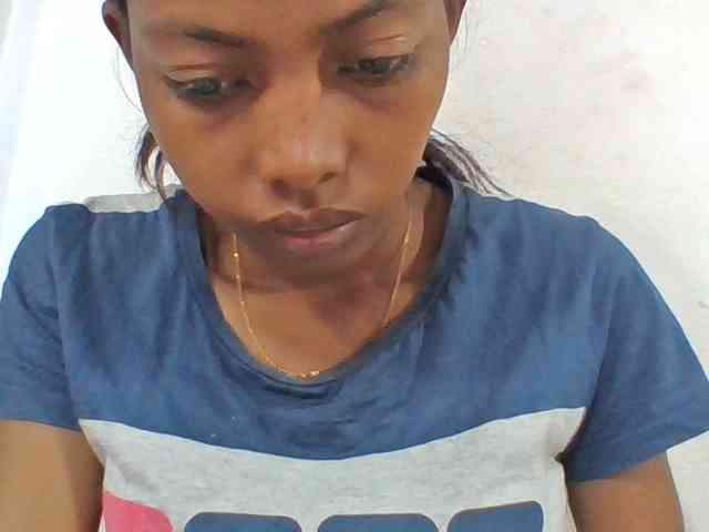 Layah7 webcam