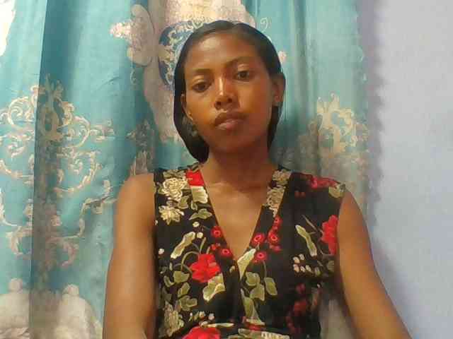 Layah7