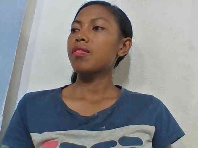 Layah7 webcam