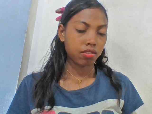 Layah7