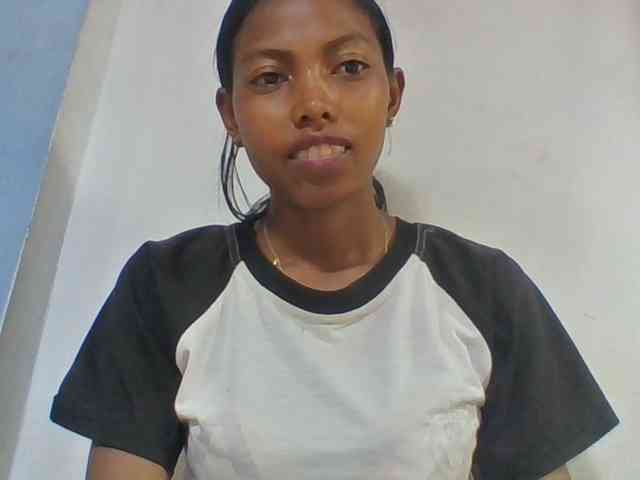 Layah7 webcam