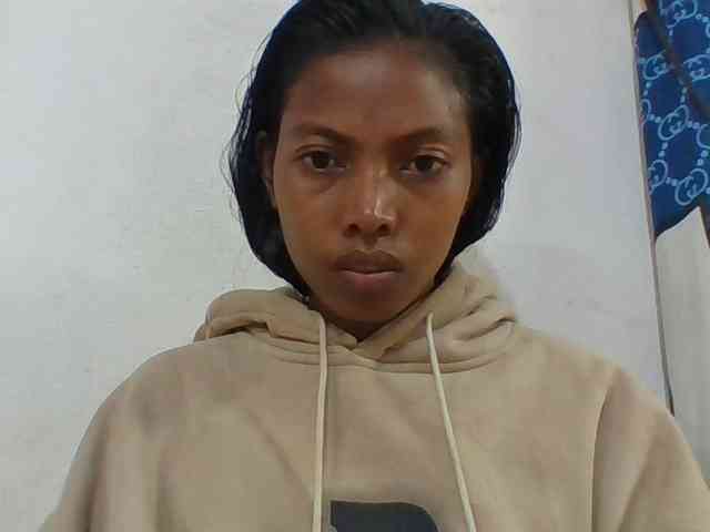 Layah7 webcam