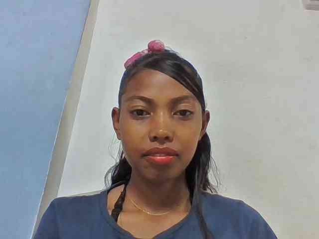 Layah7 webcam