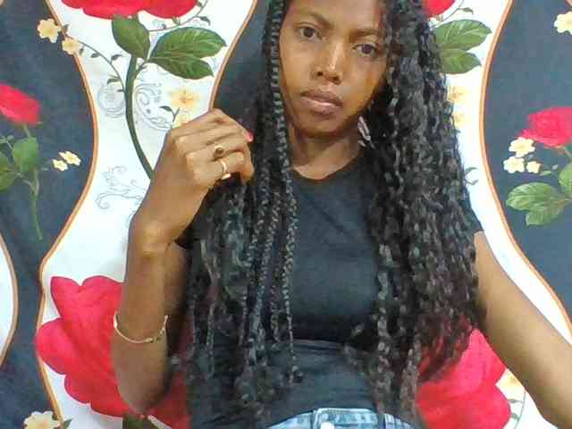 Layah7 Layah7