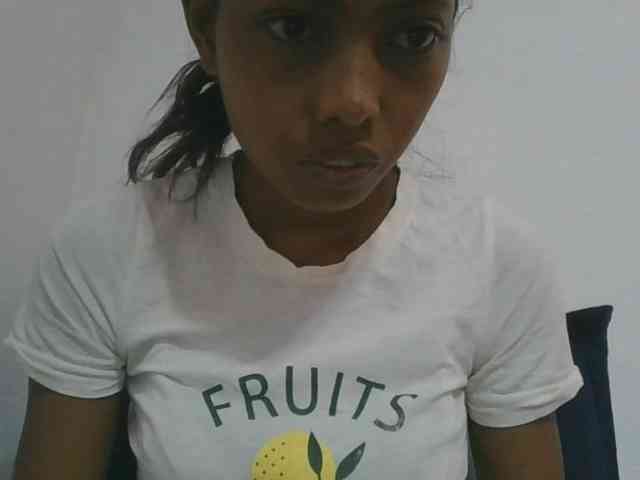 Layah7 webcam