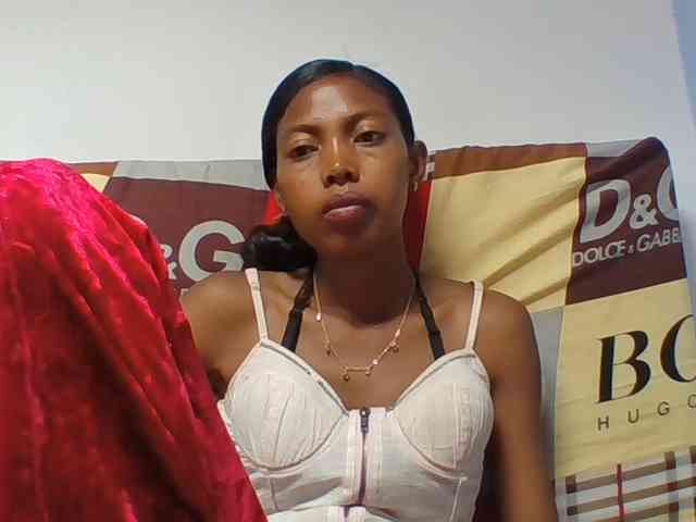 Layah7 webcam