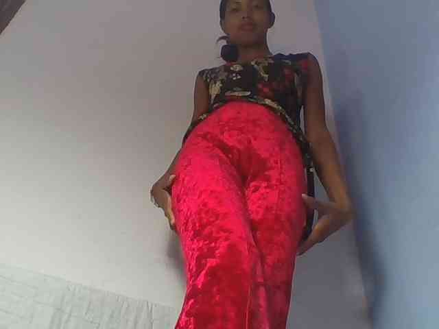 Layah7