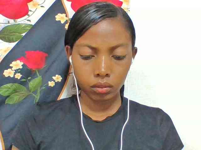 Layah7 webcam