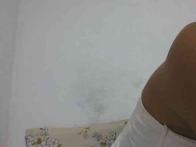 Layah7