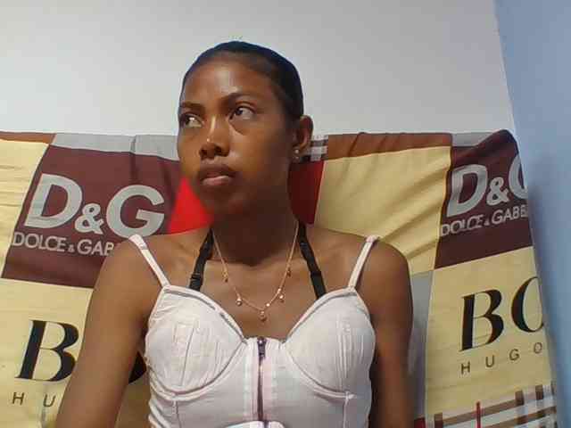 Layah7 webcam