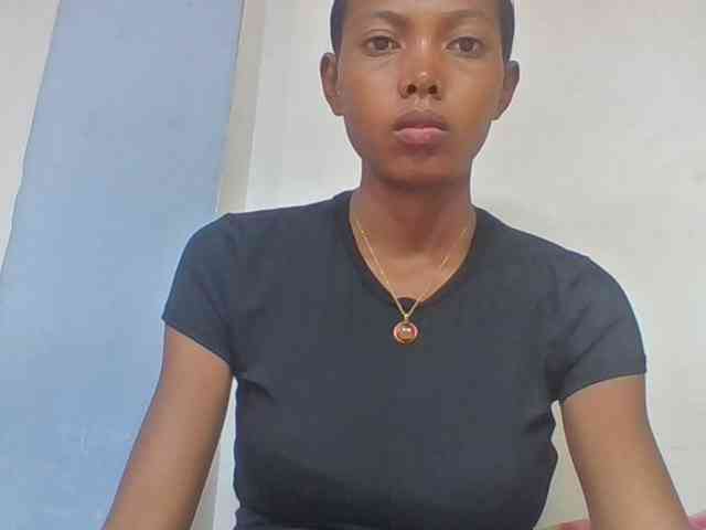 Layah7 webcam