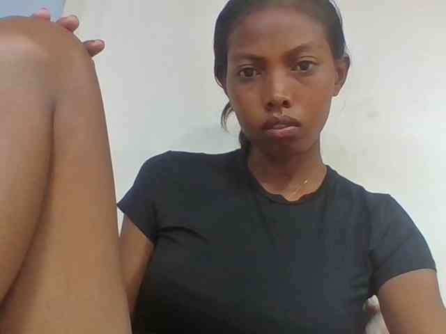 Layah7 webcam