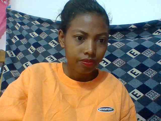 Layah7