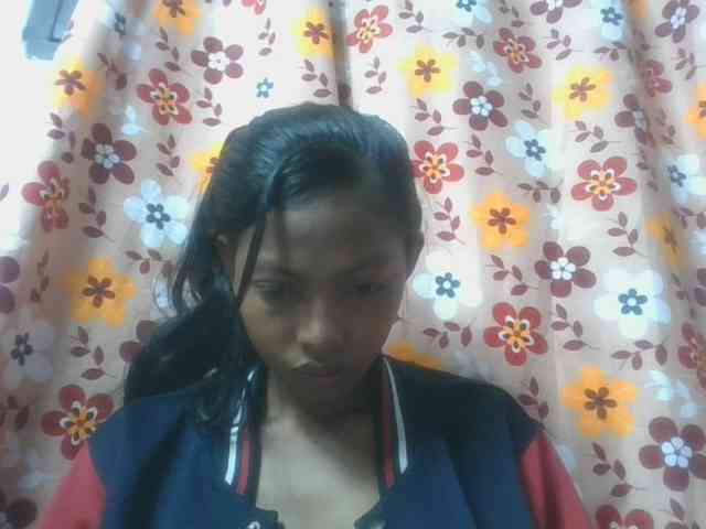 Layah7
