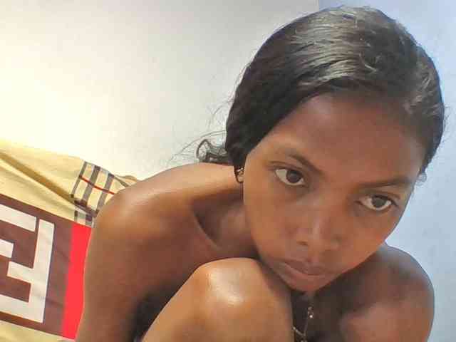Layah7 webcam