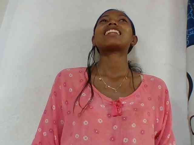 Layah7