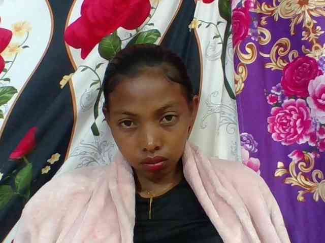 Layah7 webcam