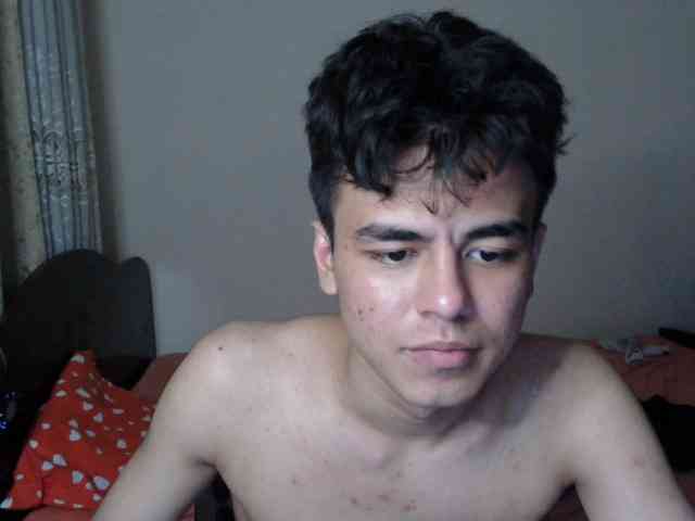 Saker121 Sex Cam Show