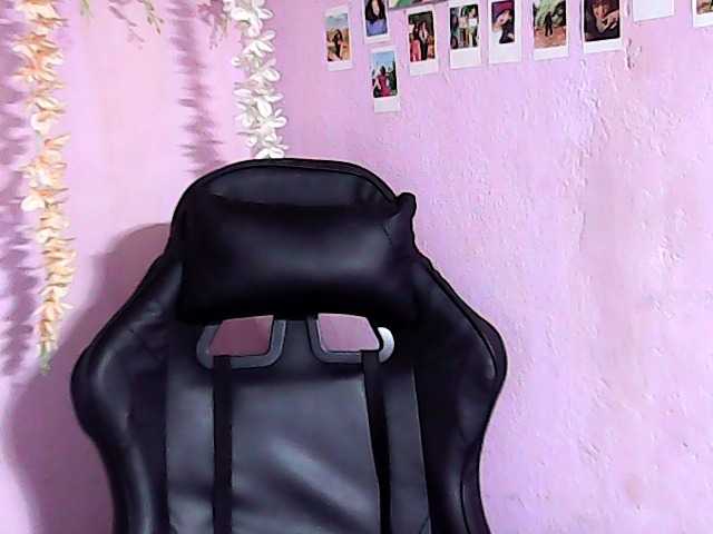 Gaby-Faith live cam on BongaCams