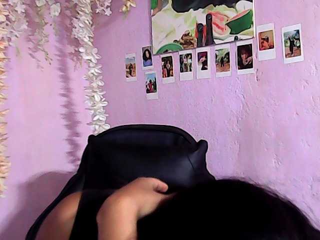 Gaby-Faith live cam on BongaCams