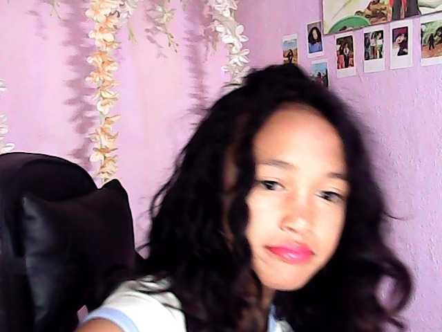 Gaby-Faith live cam on BongaCams
