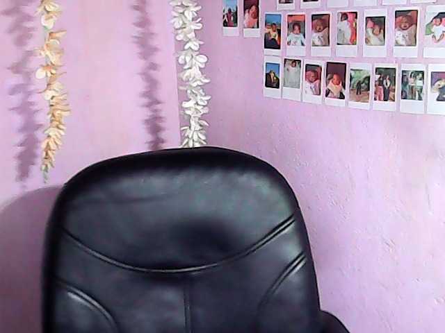 Camgirl Gaby-Faith sur Bongacams