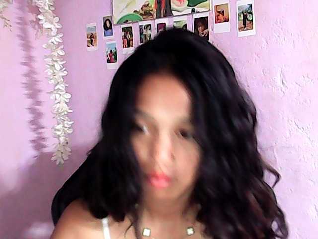 Gaby-Faith live cam on BongaCams