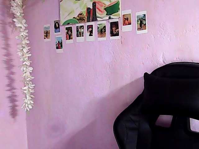 Gaby-Faith live cam on BongaCams