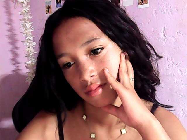 Gaby-Faith live cam on BongaCams