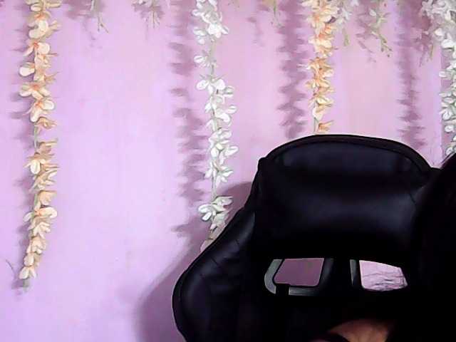 Gaby-Faith live cam on BongaCams