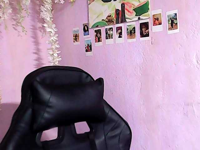 Gaby-Faith live cam on BongaCams