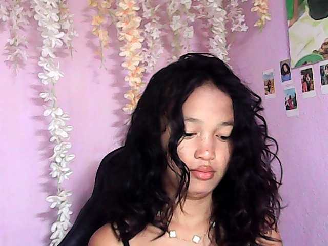 Gaby-Faith live cam on BongaCams