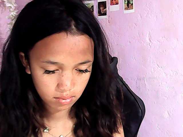 Gaby-Faith live cam on BongaCams