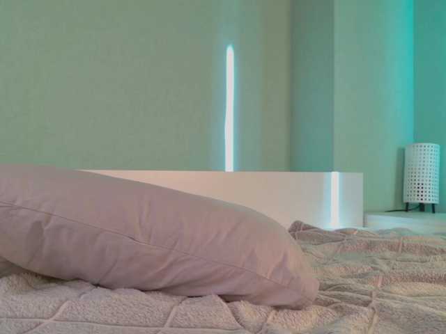 AnayaLowe live cam on BongaCams