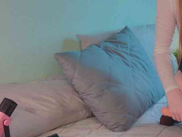 AnayaLowe Sex Cam Show