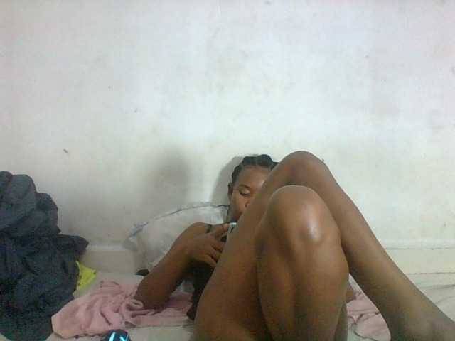 Francia1 live cam on BongaCams