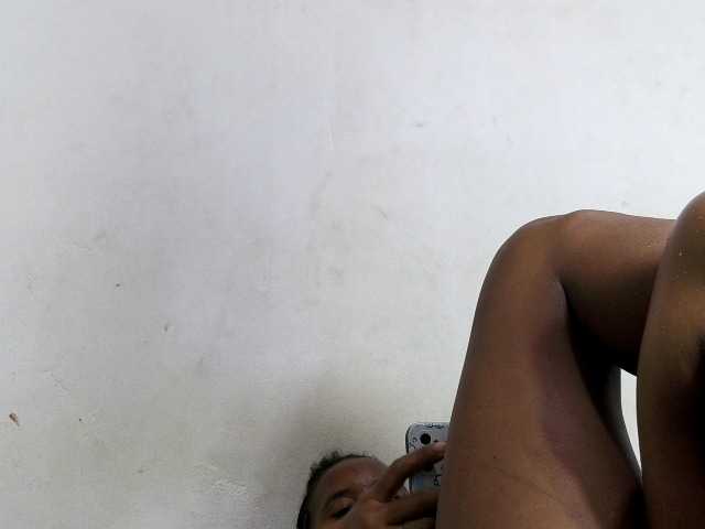 Francia1 live cam on BongaCams