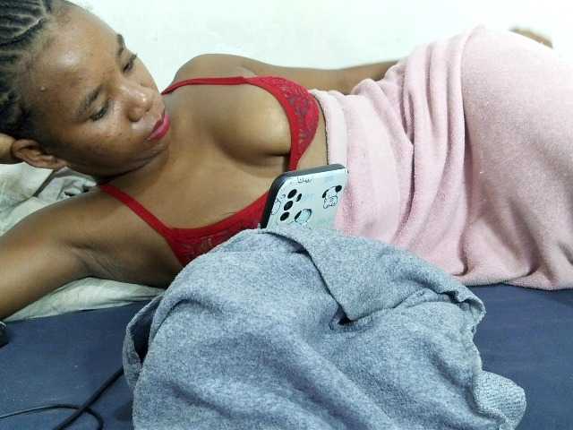 Francia1 live cam on BongaCams