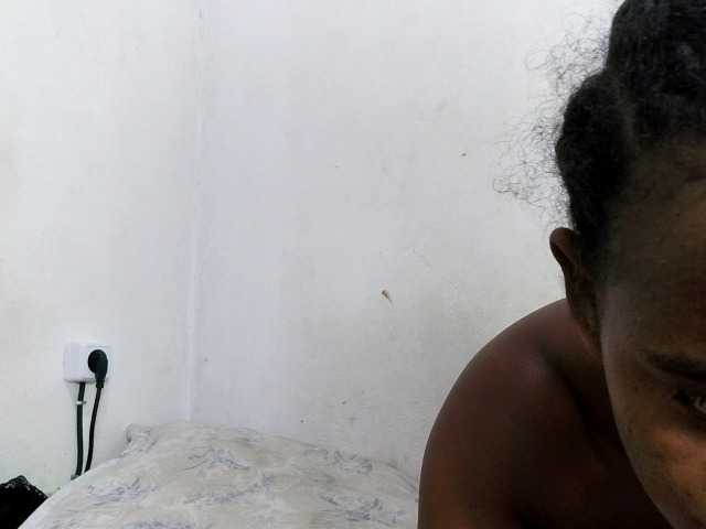 Francia1 live cam on BongaCams
