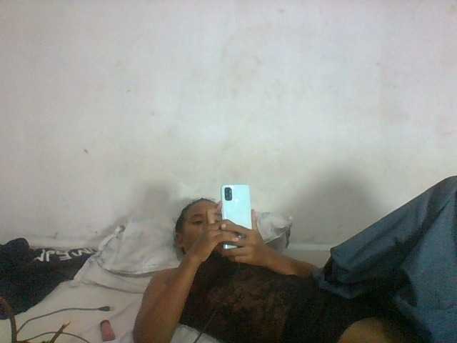 Francia1 live cam on BongaCams