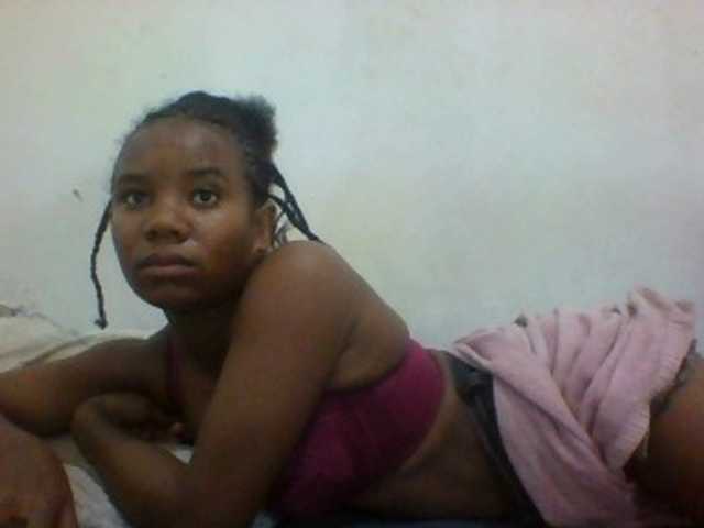 Francia1 live cam on BongaCams