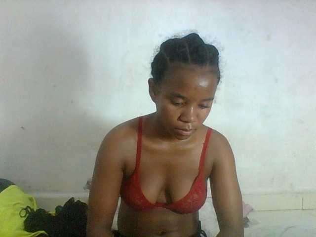 Francia1 live cam on BongaCams