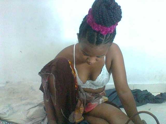 Francia1 live cam on BongaCams