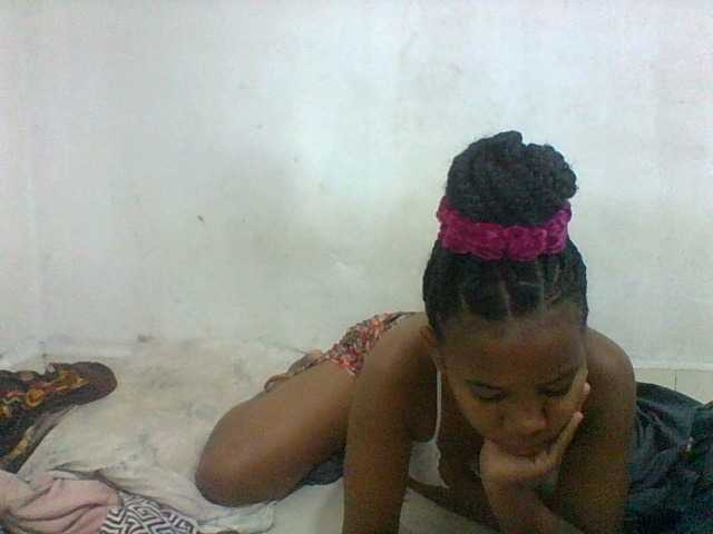 Francia1 live cam on BongaCams