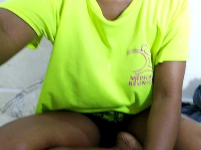 Francia1 live cam on BongaCams