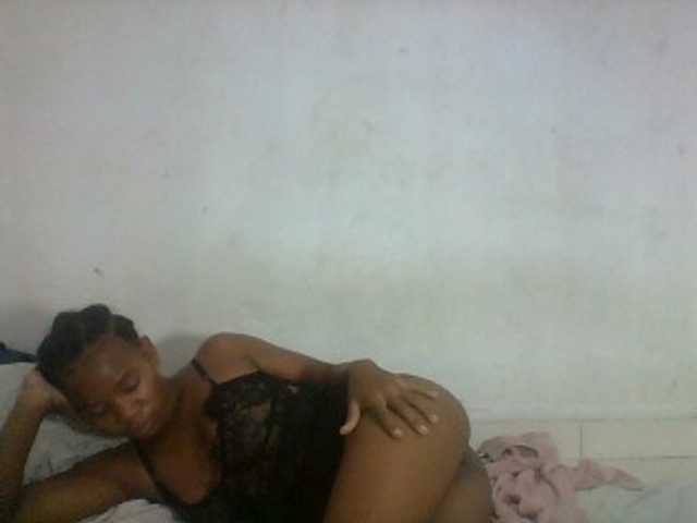 Francia1 live cam on BongaCams