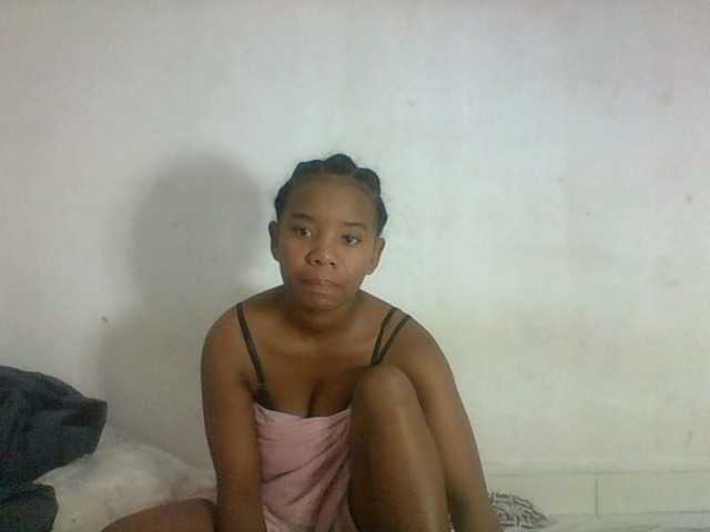 Francia1 live cam on BongaCams