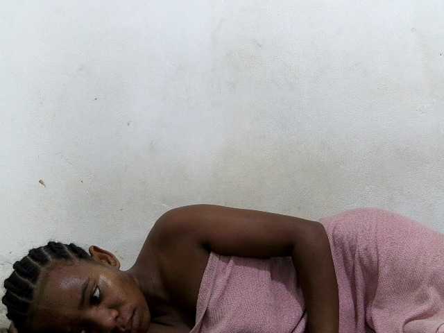 Francia1 live cam on BongaCams