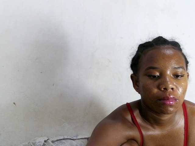 Francia1 live cam on BongaCams